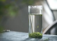 中國茶葉的三大類： 綠茶、紅茶、烏龍茶